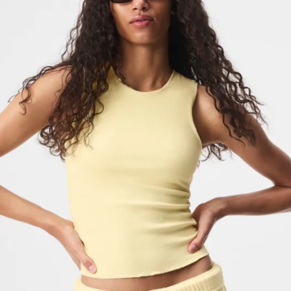 Alo Ribbed En Pointe Tank NWT Lemon Ice Small